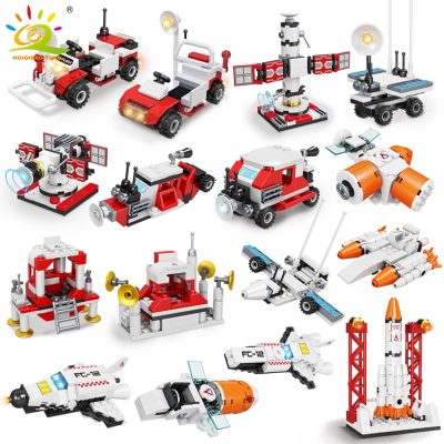 HUIQIBAO 667PCS 8in1 Space Aviation Manned Rocket Building Blocks 8 Astronaut Figure City Aerospace Model Bricks 5 - LEPIN LEPIN Store